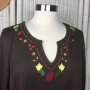 Crystal - Kobe Autumn Embroidery Dressy Tee 3/4 Sleeve